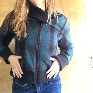 End of cold weather sale! VANS Wool Bomber Jacket